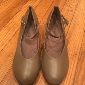 ‼️SALE ‼️ Nude character shoes